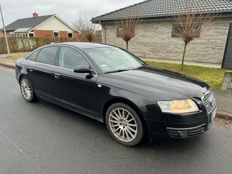 Audi A6 2,4 V6 4d
