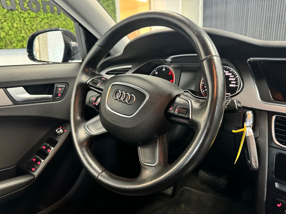 Audi A4 2,0 TDi 143 Avant Multitr. 5d