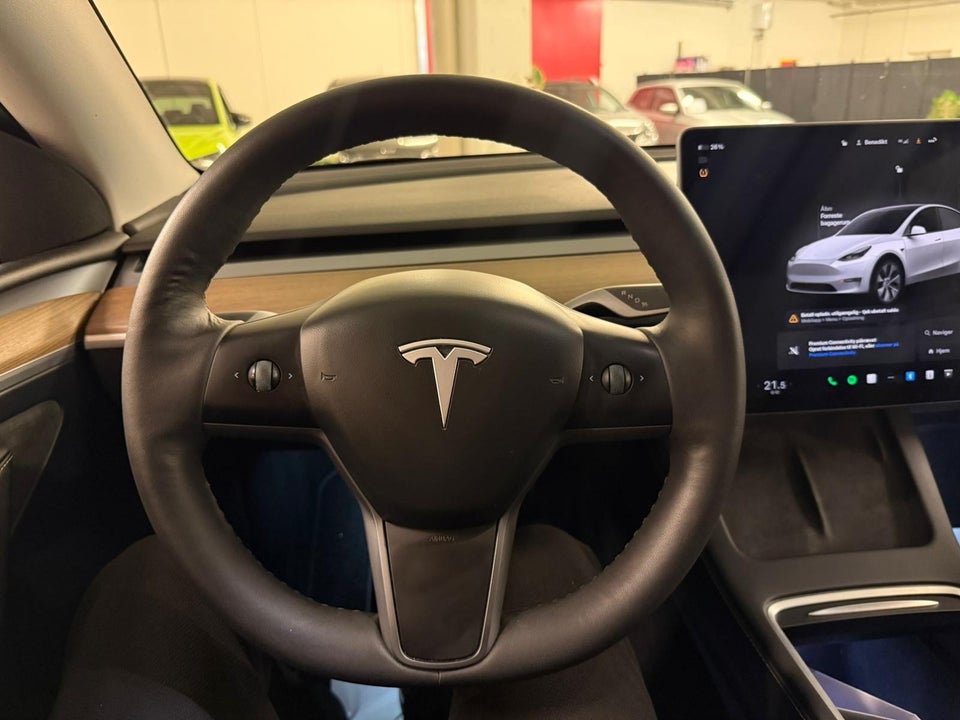 Tesla Model Y Long Range AWD 5d