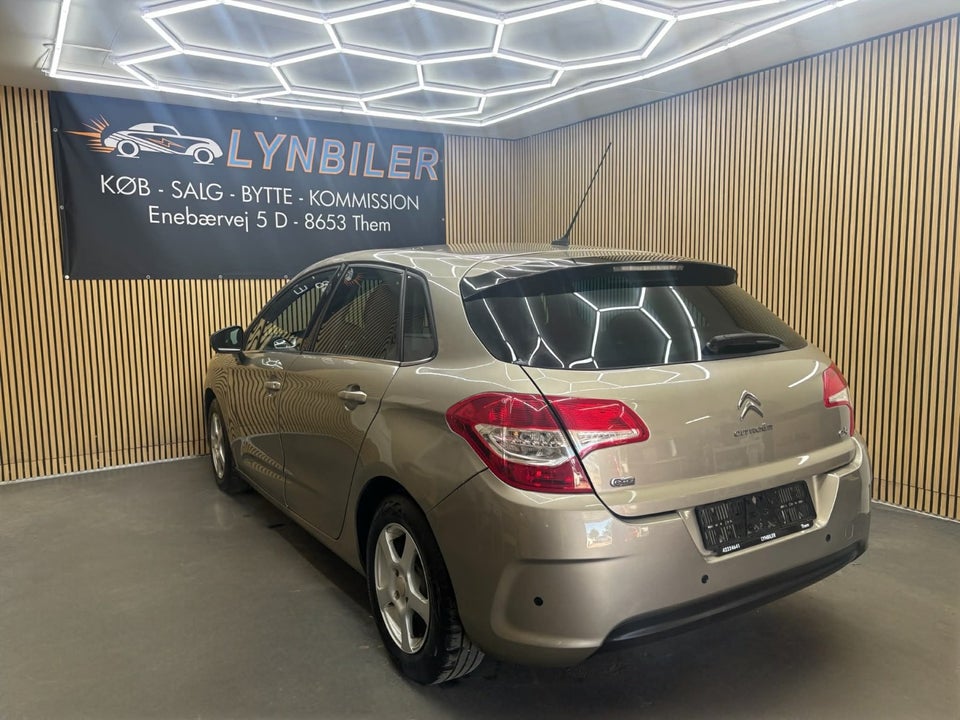 Citroën C4 1,6 e-HDi 112 Seduction E6G 5d