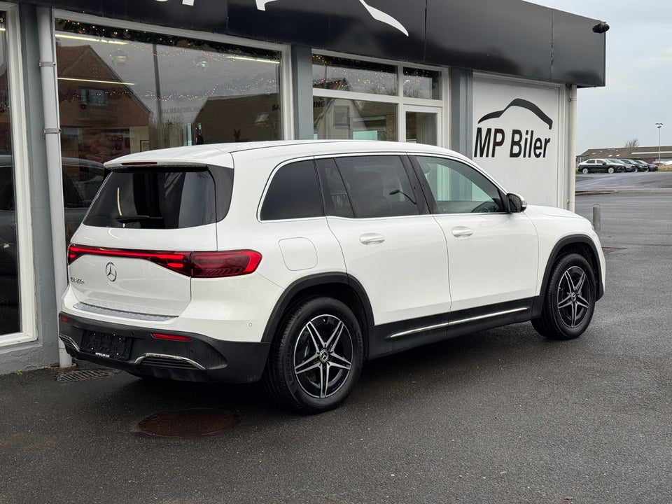 Mercedes EQB250+ AMG Line 5d