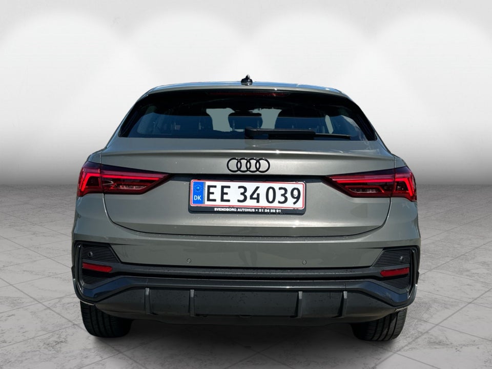 Audi Q3 45 TFSi e Attitude plus Sportback S-tr. 5d