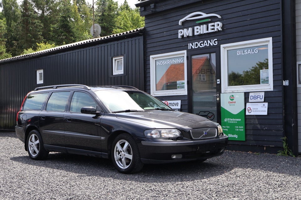 Volvo V70 2,4 D5 aut. 5d