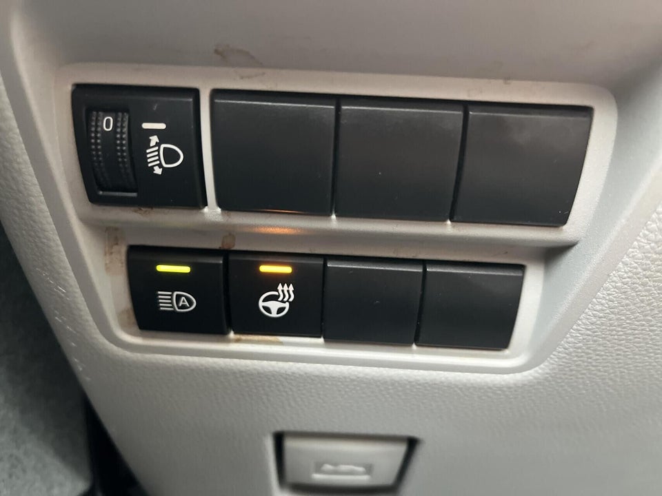 Toyota Yaris 1,5 Hybrid H4 e-CVT 5d