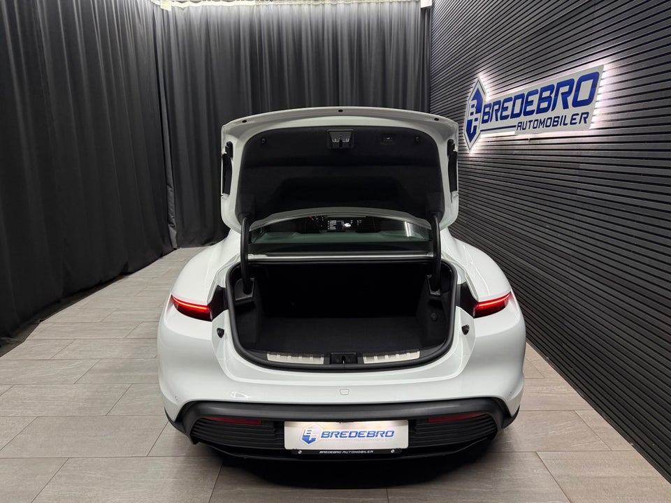 Porsche Taycan 4S 4d
