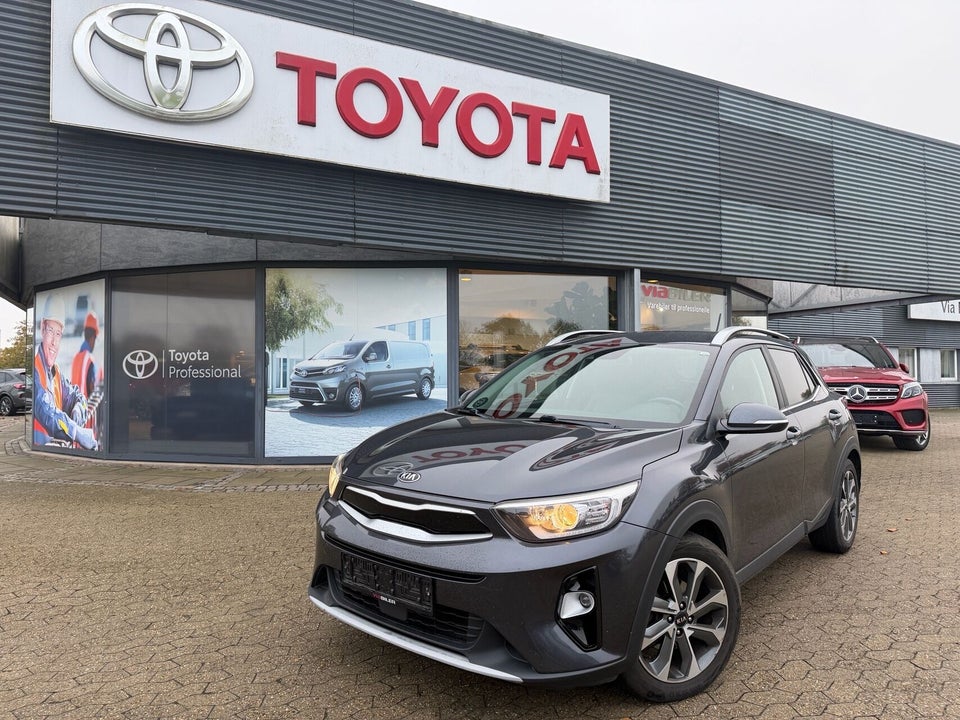Kia Stonic 1,4 Premium 5d