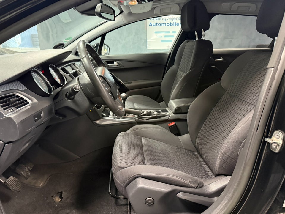 Peugeot 508 1,6 HDi 114 Excite SW 5d