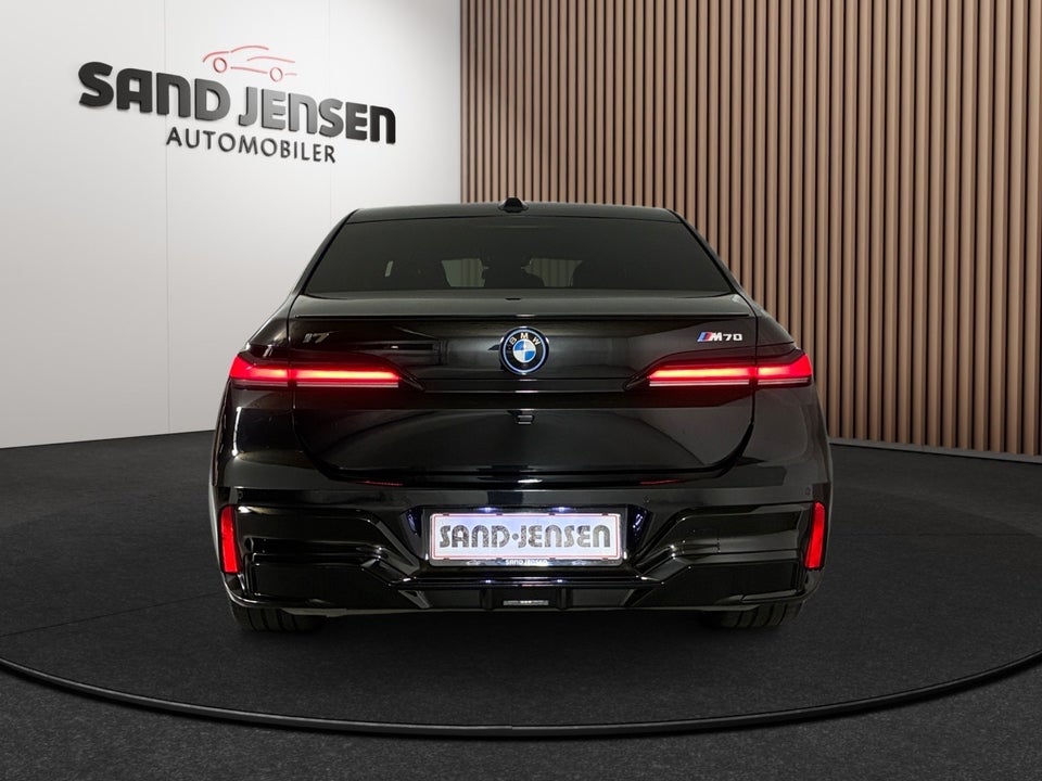 BMW i7 M70 M-Sport Pro Performance xDrive 4d