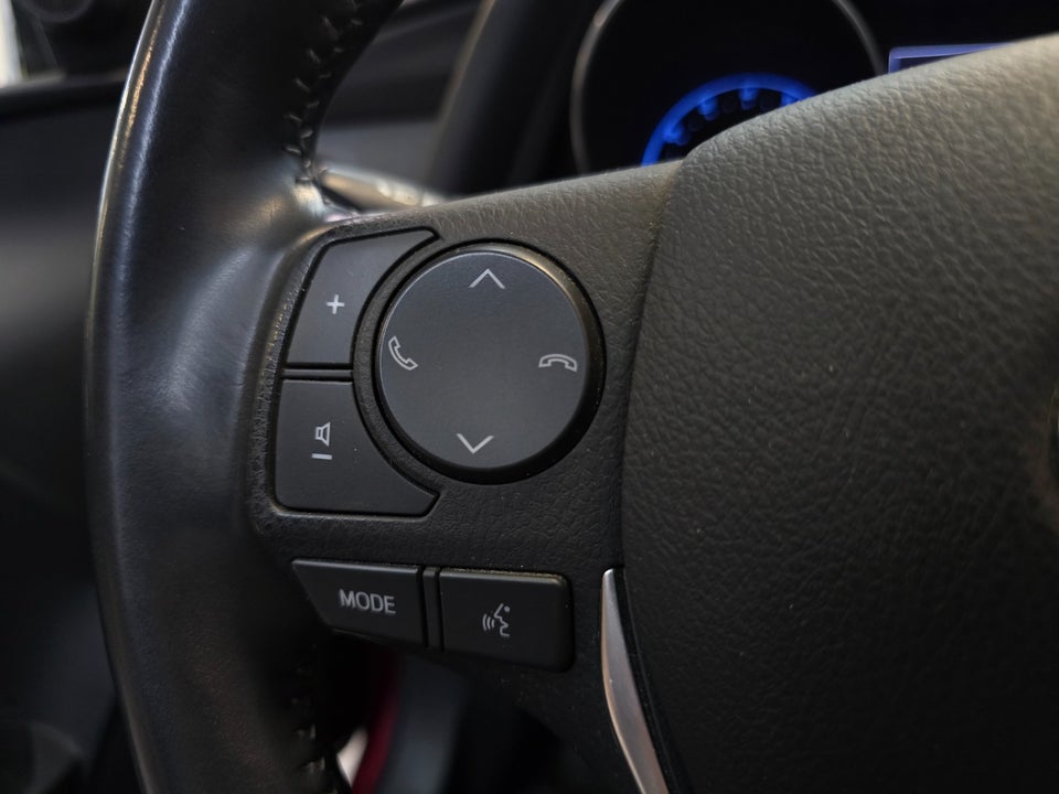 Toyota Auris 1,2 T T2 Style 5d