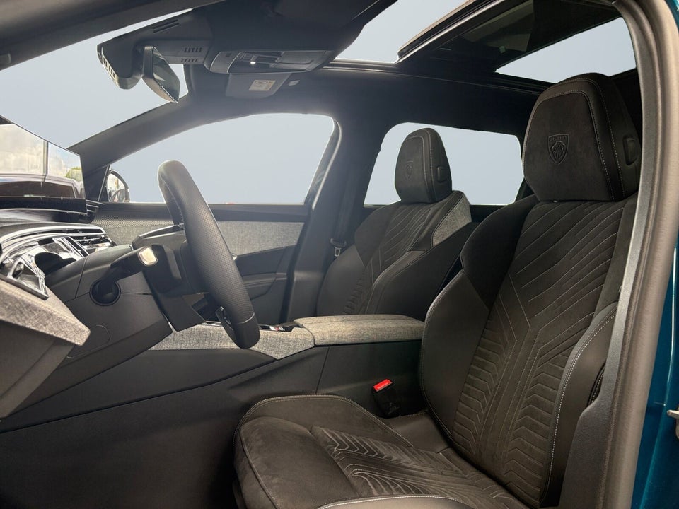 Peugeot e-5008 77 GT Pack 7prs 5d