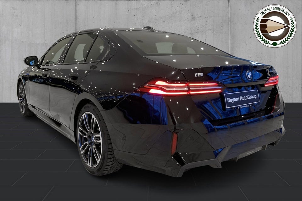 BMW i5 eDrive40 M-Sport 4d