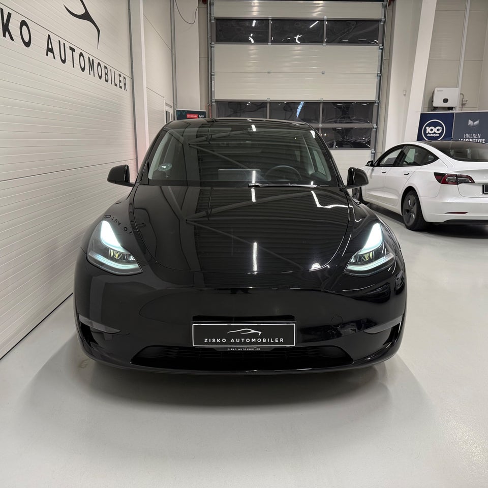 Tesla Model Y Long Range AWD 5d