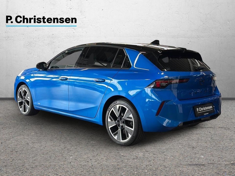 Opel Astra-e 54 Ultimate 5d