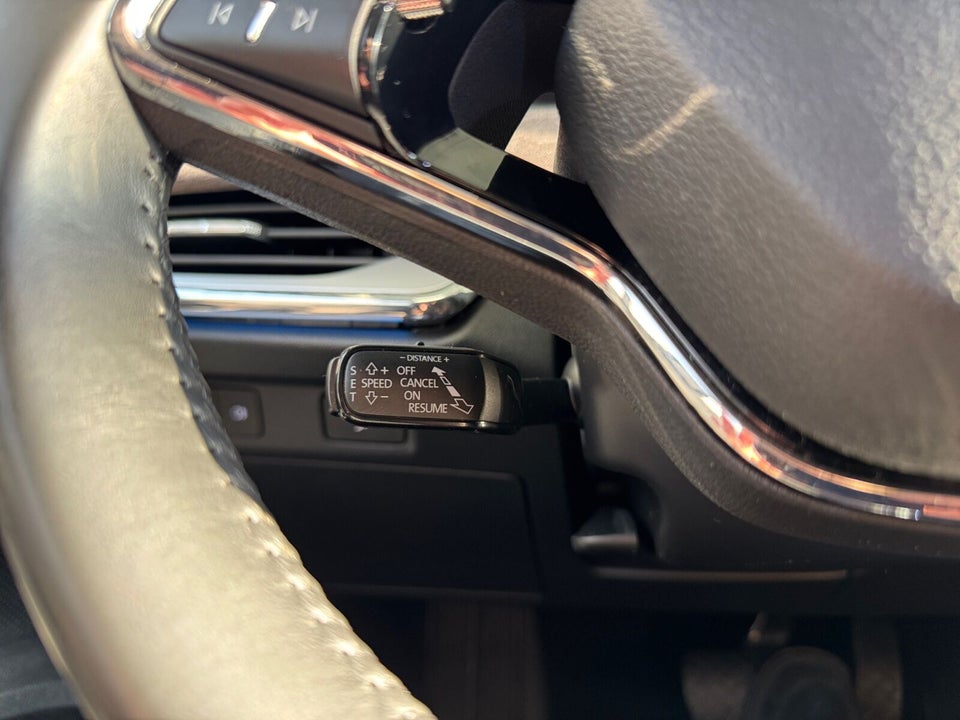 Skoda Enyaq 60 iV Plus 5d