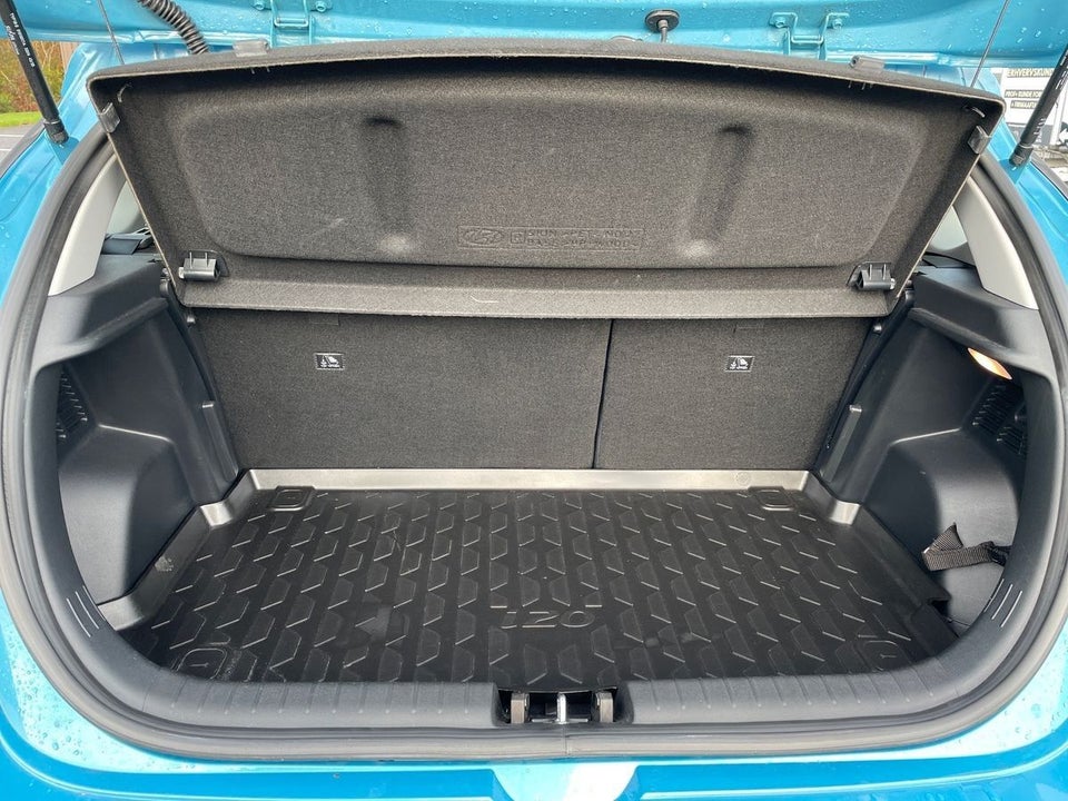Hyundai i20 1,0 T-GDi Essential DCT 5d