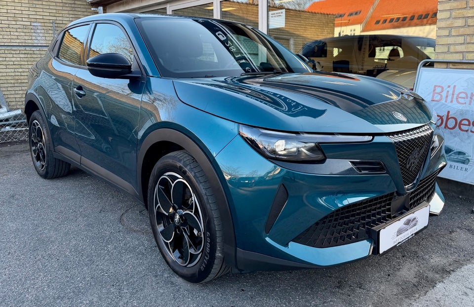 Alfa Romeo Junior Elettrica Core 5d