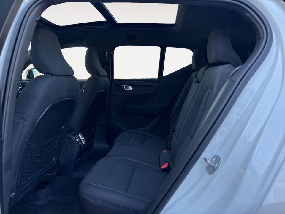 Volvo XC40 ReCharge Extended Range Ultimate 5d