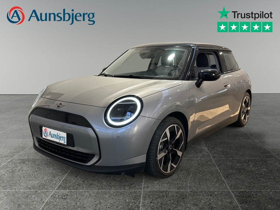 MINI Cooper E Classic Trim S 3d