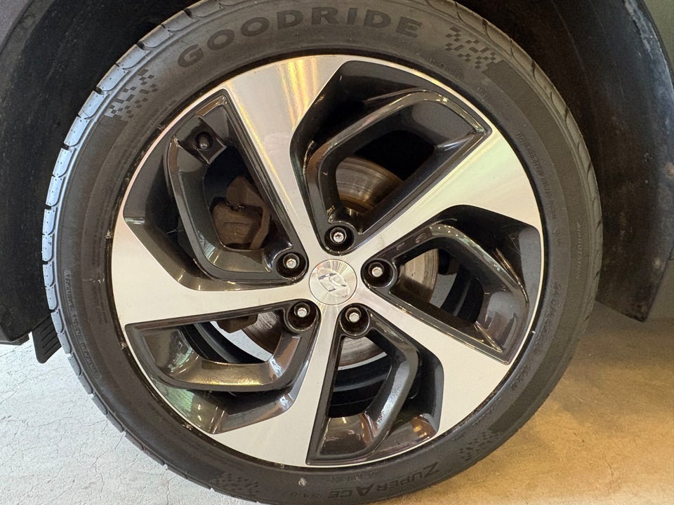 Hyundai Tucson 1,6 T-GDi Premium 5d