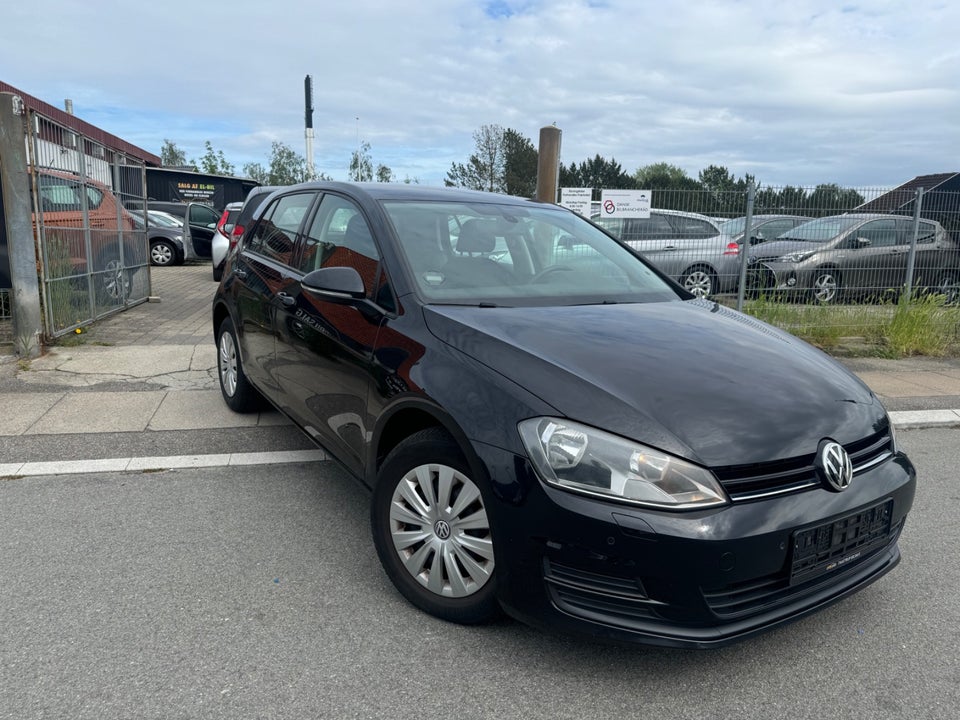 VW Golf VII 1,2 TSi 105 Trendline BMT 5d