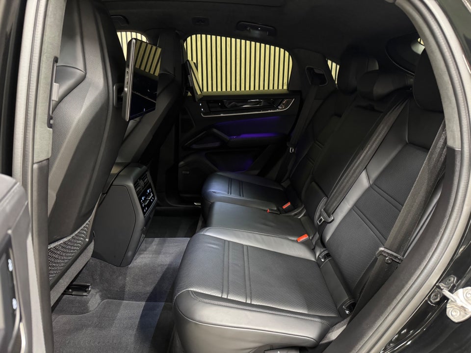 Porsche Cayenne 3,0 E-Hybrid Coupé Tiptr. 5d