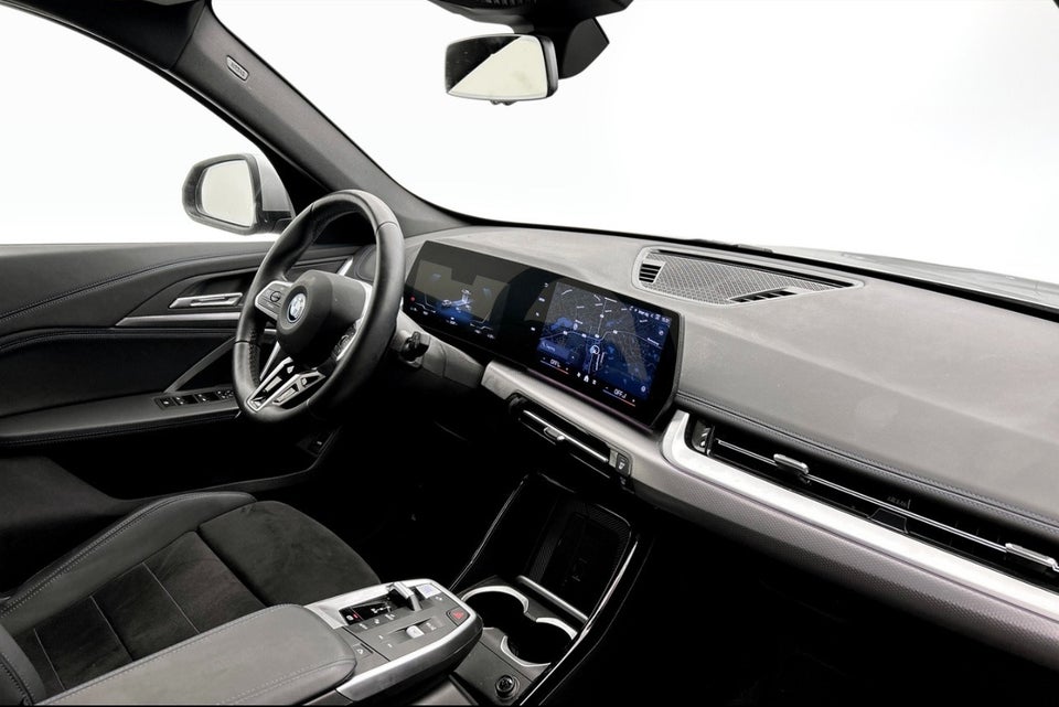 BMW iX1 eDrive20 M-Sport 5d