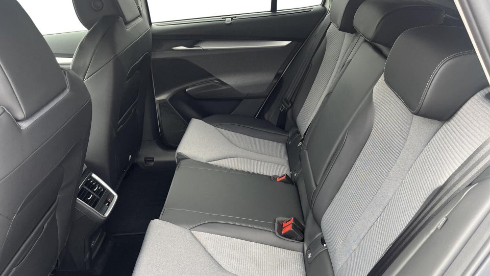 Skoda Enyaq 85 iV Premium 5d