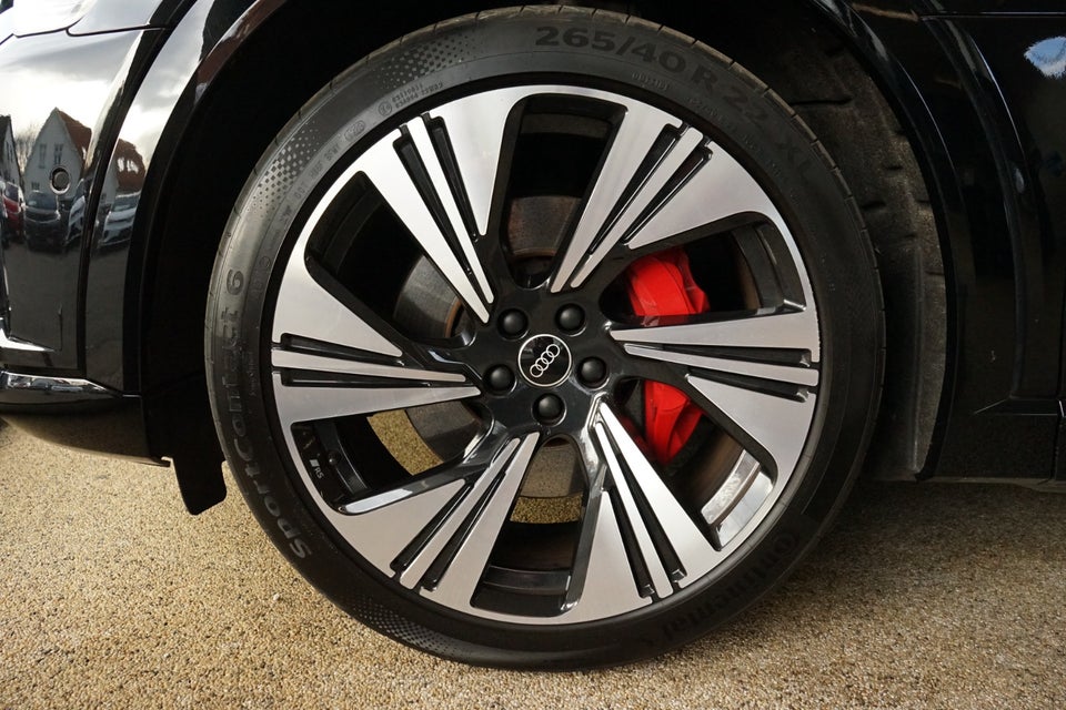 Audi Q8 e-tron 55 S-line Black Style quattro 5d