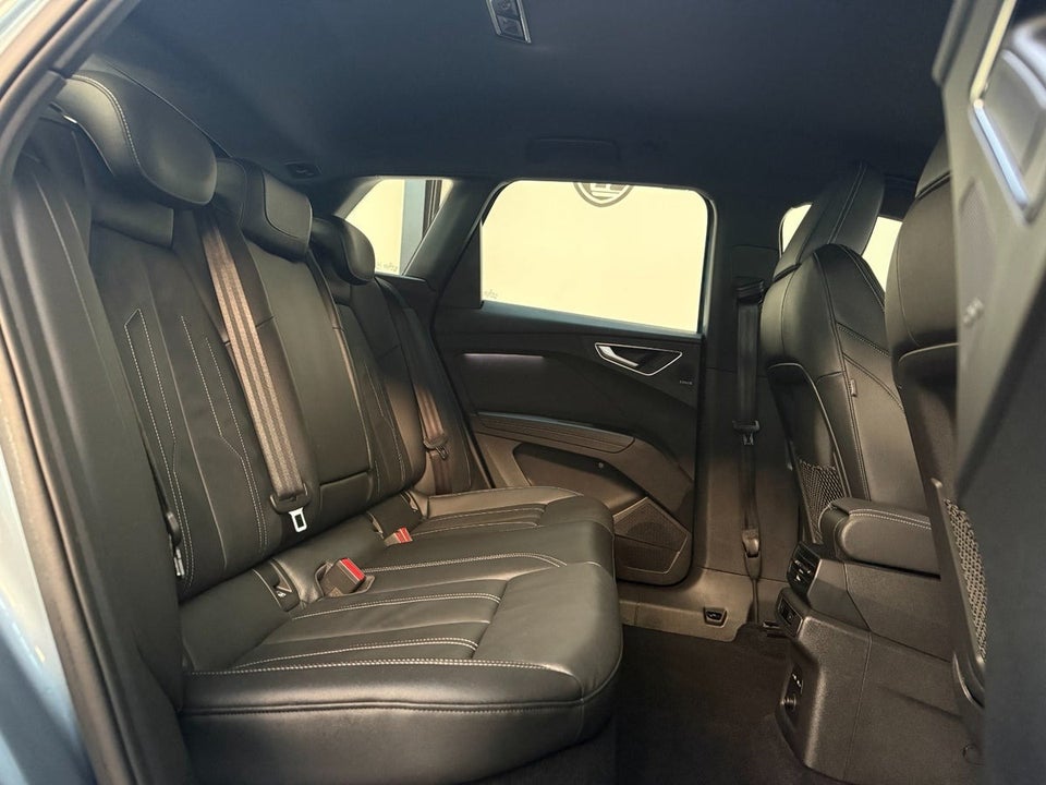 Audi Q4 e-tron 50 Attitude S-line quattro 5d