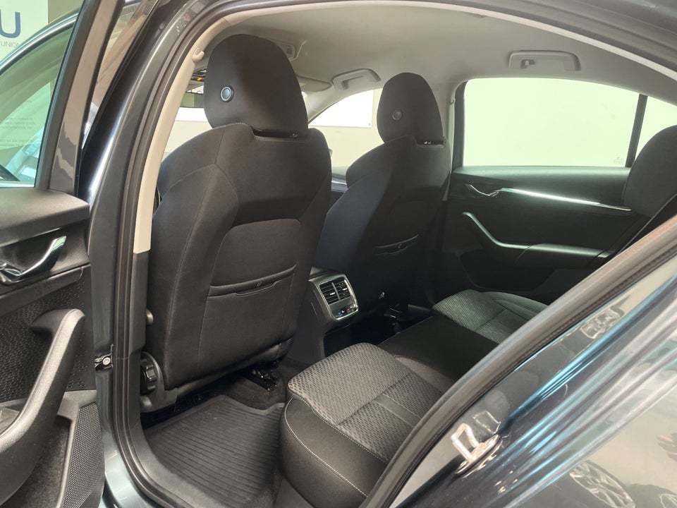 Skoda Octavia 1,4 TSi iV Style DSG 5d