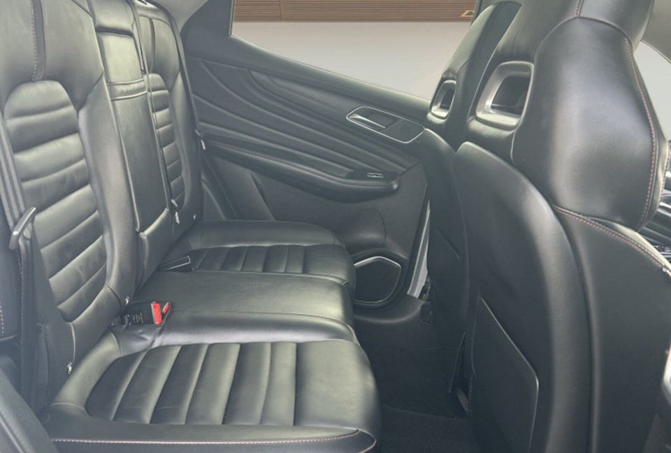 MG EHS 1,5 PHEV Luxury 5d