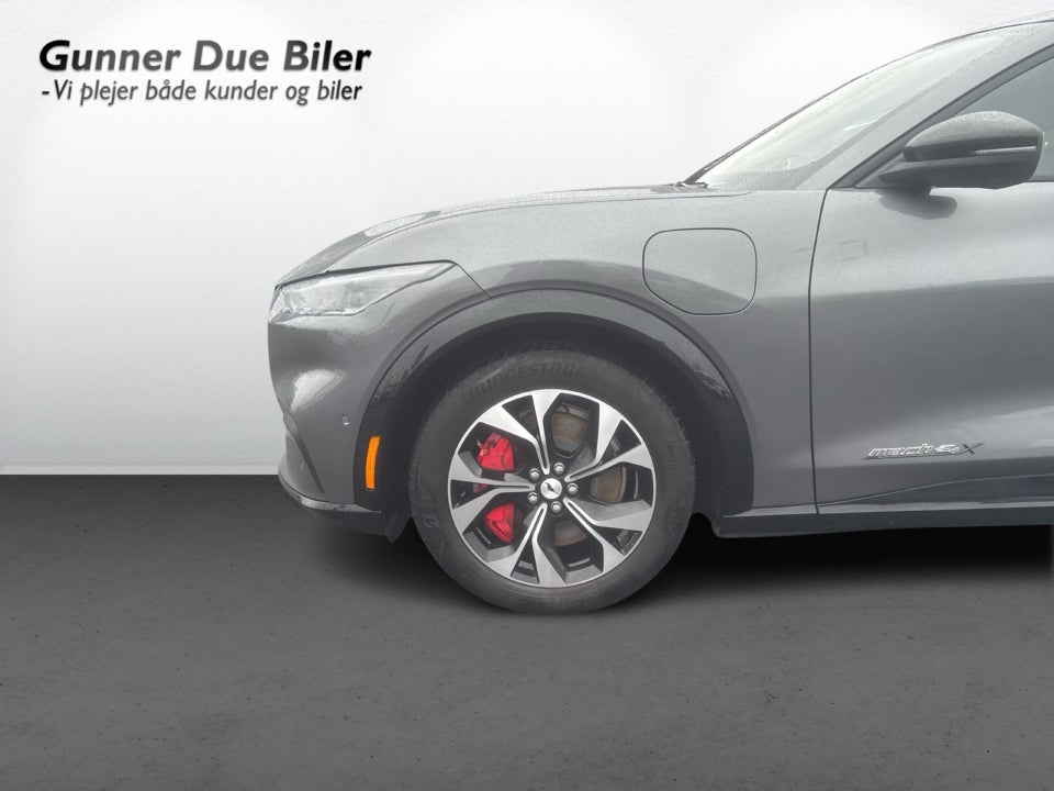 Ford Mustang Mach-E 98 Premium Extended Range AWD 5d