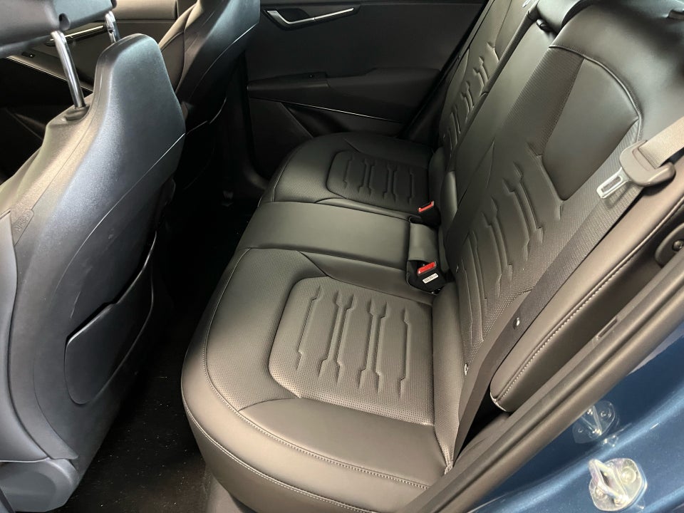 Kia Niro 64 EV Prestige 5d
