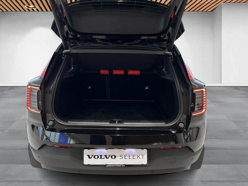 Volvo EX30 Extended Range Ultra 5d