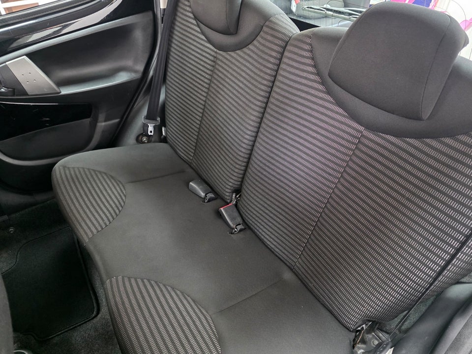 Peugeot 107 1,0 Active 5d