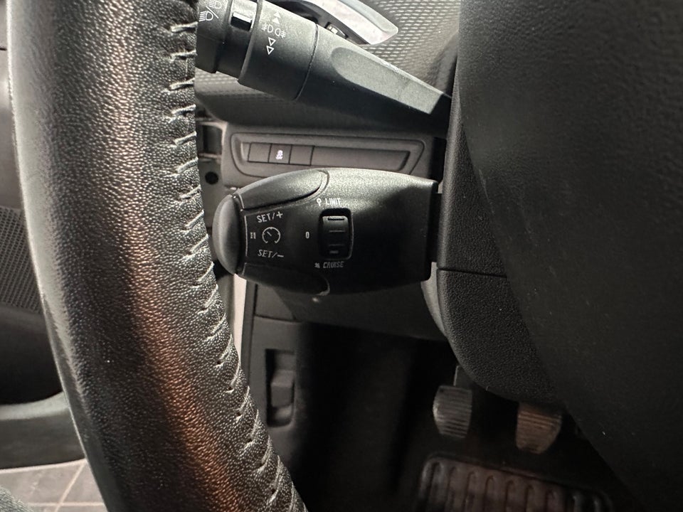 Peugeot 2008 1,4 HDi 68 Active Van 5d