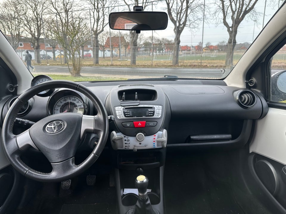 Toyota Aygo 1,0 VVT-i Comfort 5d