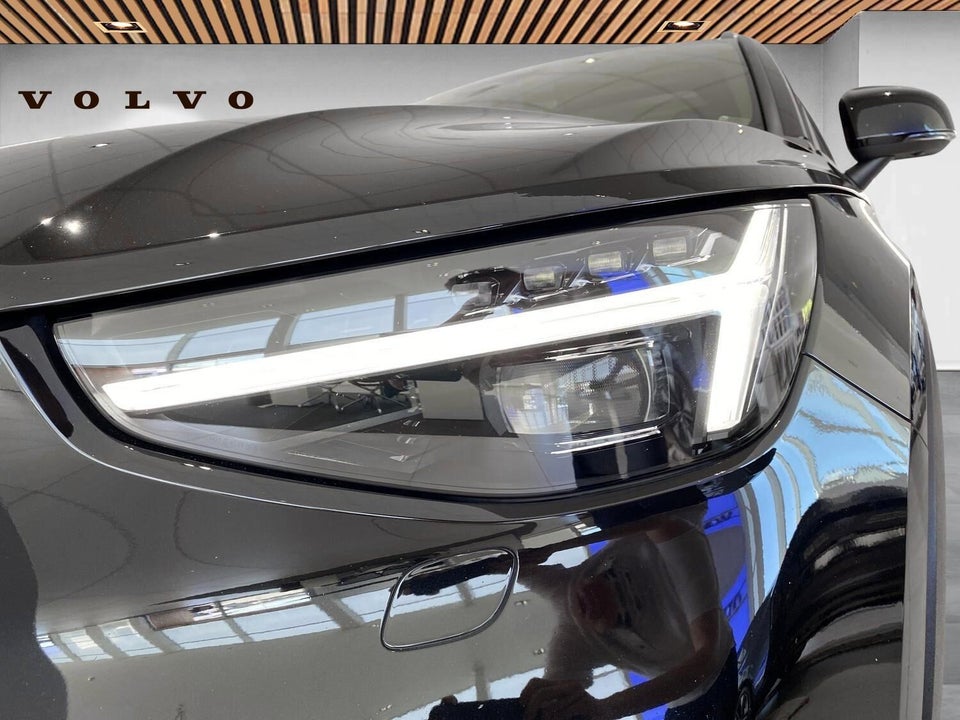 Volvo XC40 ReCharge Twin Ultimate 5d