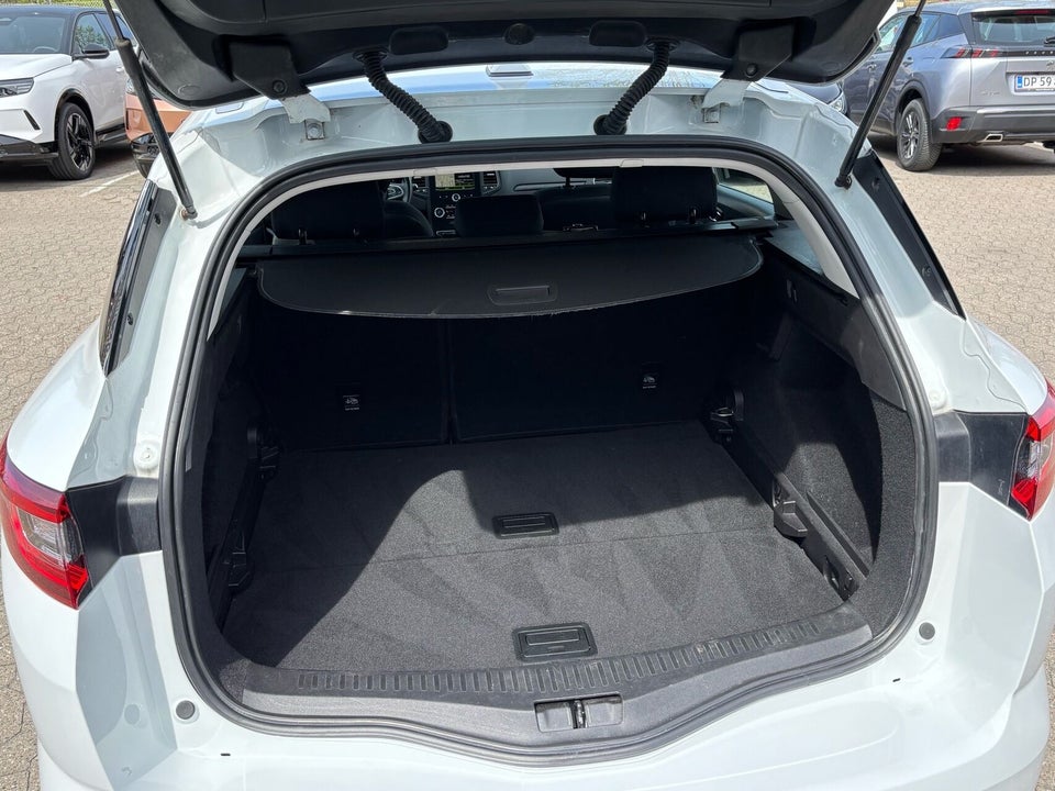 Renault Megane IV 1,2 TCe 100 Zen 5d