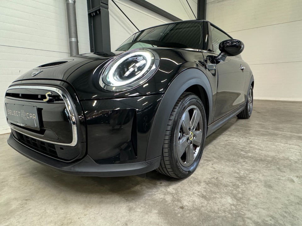 MINI Cooper SE Classic Trim 3d