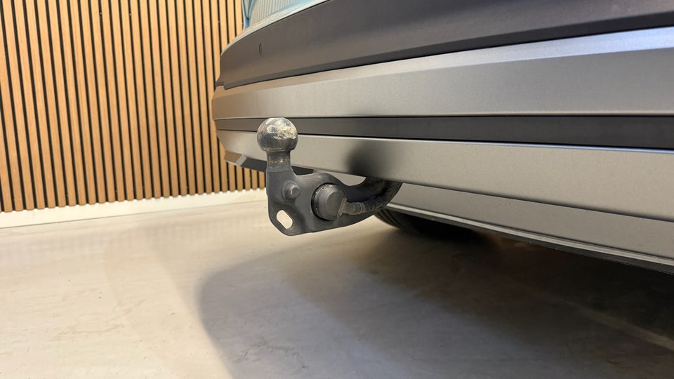 Skoda Enyaq 85 iV Suite 5d