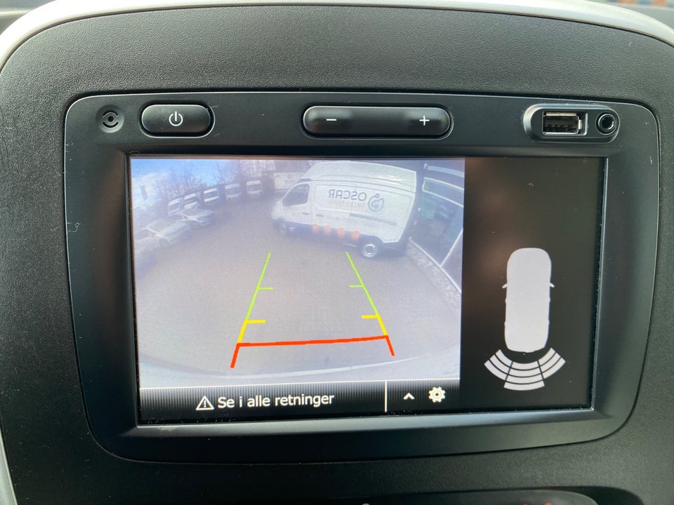 Renault Trafic T29 2,0 dCi 145 L2H1