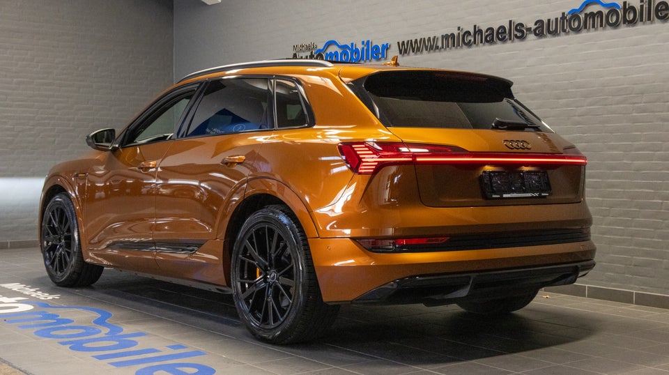 Audi e-tron 55 S-line quattro 5d
