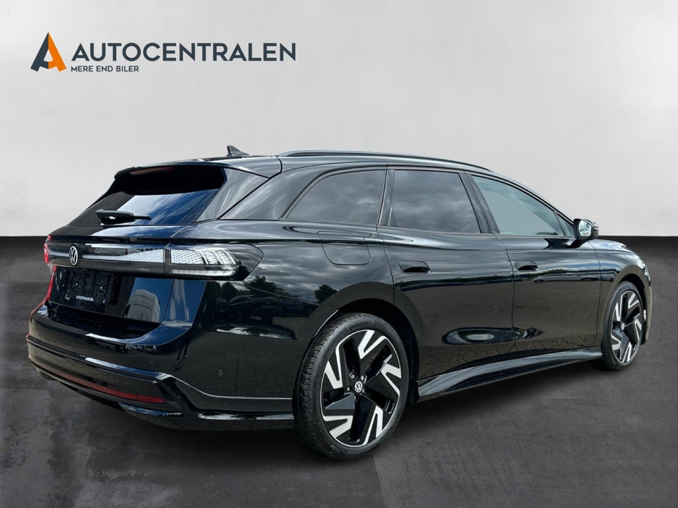VW ID.7 86 Style S Tourer 5d