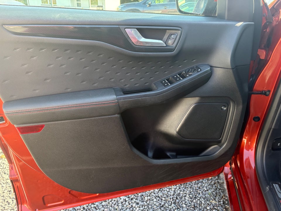 Ford Kuga 2,5 PHEV ST-Line X CVT 5d