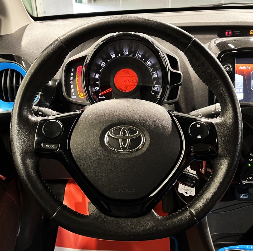 Toyota Aygo 1,0 VVT-i x-trend 5d