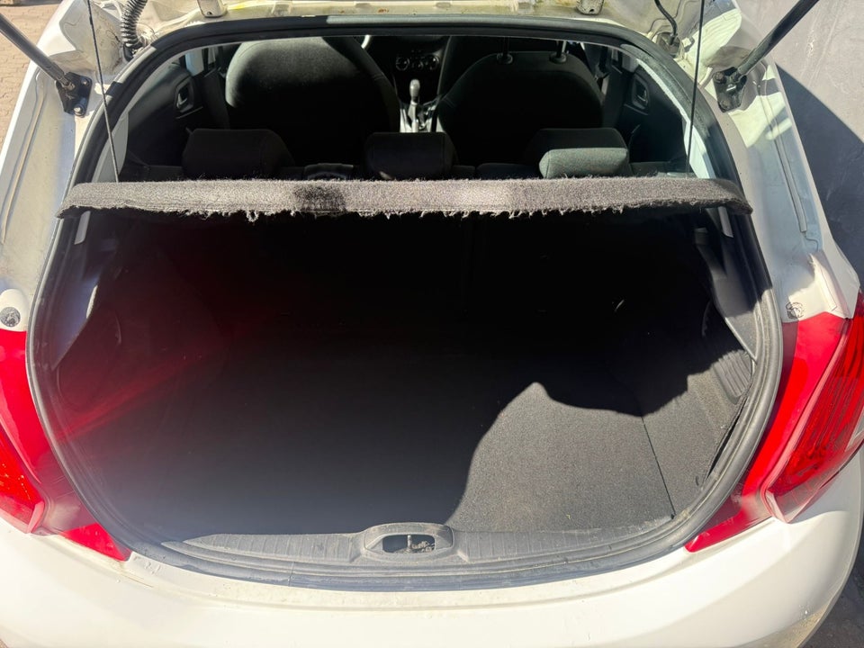 Peugeot 208 1,2 VTi Active 5d