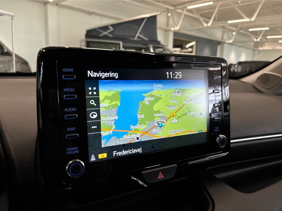 Toyota Yaris 1,5 Hybrid H1 e-CVT 5d