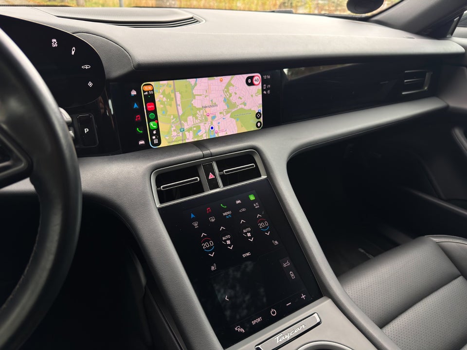 Porsche Taycan Performance+ 4d