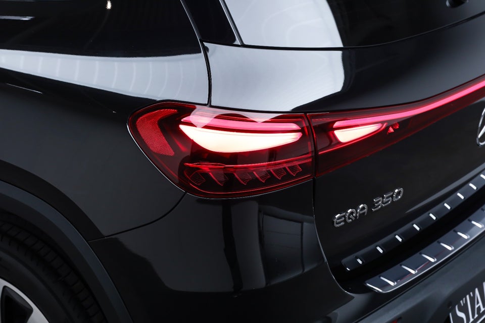Mercedes EQA350 Progressive 4Matic 5d